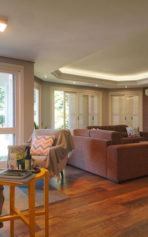 Casa à venda com 295m², 3 quartos e 3 vagasSala