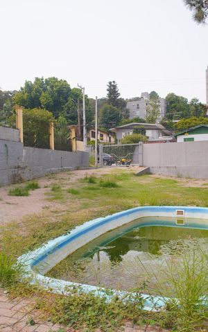 Casa à venda com 110m², 2 quartos e 2 vagasPiscina