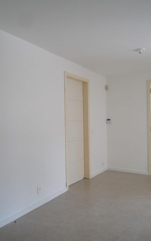 Casa à venda com 110m², 2 quartos e 2 vagasSala 2