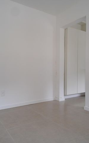 Casa à venda com 110m², 2 quartos e 2 vagasSala