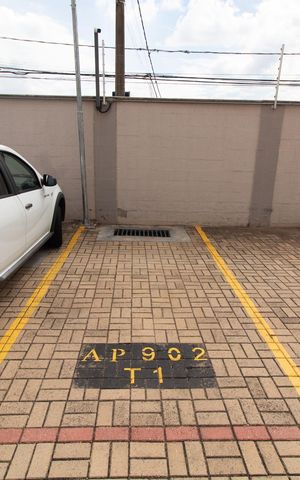Apartamento à venda com 46m², 2 quartos e 1 vaga Apartamento à venda com 46m², 2 quartos e 1 vagaGaragem