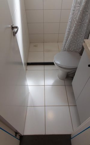 Apartamento à venda com 46m², 2 quartos e 1 vaga Apartamento à venda com 46m², 2 quartos e 1 vagaBanheiro