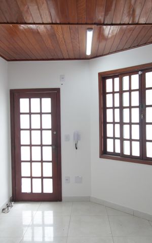 Casa à venda com 74m², 2 quartos e 1 vagaSala