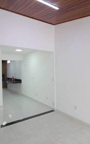 Casa à venda com 74m², 2 quartos e 1 vagaSala