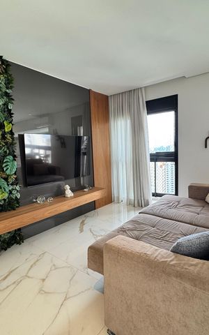 Apartamento à venda com 195m², 3 quartos e 4 vagas Apartamento à venda com 195m², 3 quartos e 4 vagasSala de TV