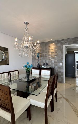 Apartamento à venda com 195m², 3 quartos e 4 vagas Apartamento à venda com 195m², 3 quartos e 4 vagasSala de Jantar
