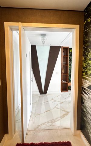 Apartamento à venda com 195m², 3 quartos e 4 vagas Apartamento à venda com 195m², 3 quartos e 4 vagasHall de entrada