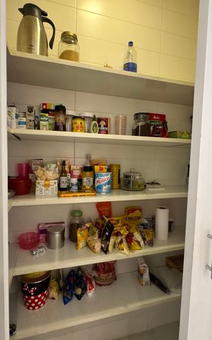Apartamento à venda com 195m², 3 quartos e 4 vagas Apartamento à venda com 195m², 3 quartos e 4 vagasDispensa