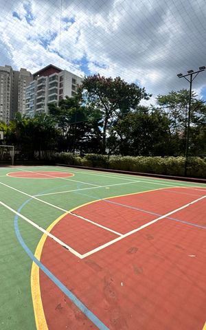 Apartamento à venda com 195m², 3 quartos e 4 vagas Apartamento à venda com 195m², 3 quartos e 4 vagasQuadra Esportiva