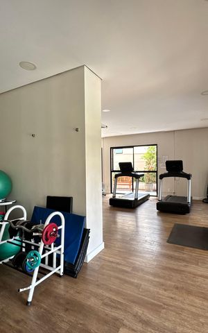 Apartamento à venda com 195m², 3 quartos e 4 vagas Apartamento à venda com 195m², 3 quartos e 4 vagasAcademia