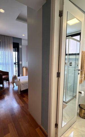 Apartamento à venda com 195m², 3 quartos e 4 vagas Apartamento à venda com 195m², 3 quartos e 4 vagasQuarto Suite 2