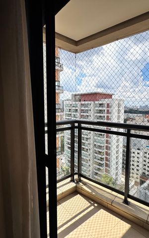 Apartamento à venda com 195m², 3 quartos e 4 vagas Apartamento à venda com 195m², 3 quartos e 4 vagasVista Suite Master