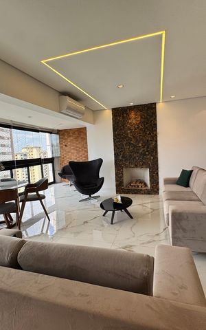 Apartamento à venda com 195m², 3 quartos e 4 vagas Apartamento à venda com 195m², 3 quartos e 4 vagasSala de visita