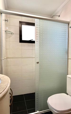 Apartamento para alugar com 98m², 2 quartos e 2 vagas Apartamento para alugar com 98m², 2 quartos e 2 vagasBanheiro da Suíte