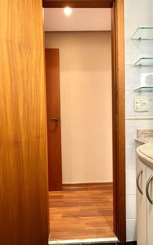 Apartamento para alugar com 98m², 2 quartos e 2 vagas Apartamento para alugar com 98m², 2 quartos e 2 vagasBanheiro da Suíte