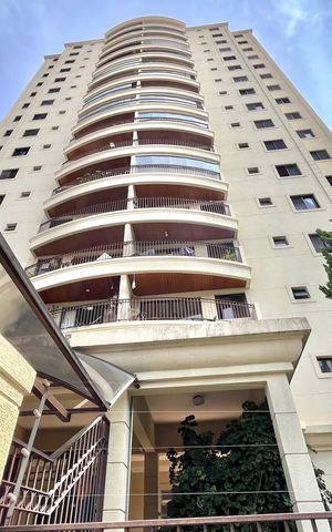 Apartamento para alugar com 98m², 2 quartos e 2 vagas Apartamento para alugar com 98m², 2 quartos e 2 vagasFachada