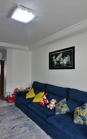 Casa à venda com 216m², 3 quartos e 4 vagasSala