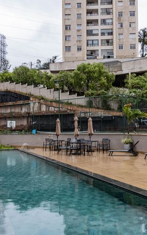 Apartamento à venda com 72m², 3 quartos e 2 vagas Apartamento à venda com 72m², 3 quartos e 2 vagasÁrea comum - Piscina