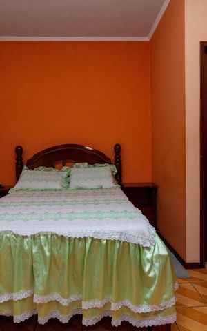 Casa à venda com 175m², 3 quartos e 2 vagas Casa à venda com 175m², 3 quartos e 2 vagasQuarto 3