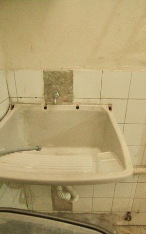 Casa para alugar com 160m², 3 quartos e 2 vagas Casa para alugar com 160m², 3 quartos e 2 vagasCozinha e Área de Serviço