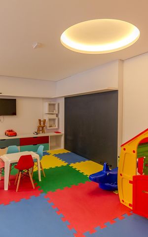 Apartamento à venda com 209m², 3 quartos e 3 vagas Apartamento à venda com 209m², 3 quartos e 3 vagasBrinquedoteca
