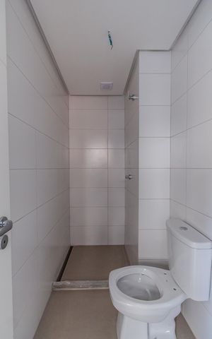 Apartamento à venda com 209m², 3 quartos e 3 vagas Apartamento à venda com 209m², 3 quartos e 3 vagasBanheiro de serviço