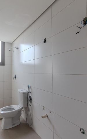 Apartamento à venda com 209m², 3 quartos e 3 vagas Apartamento à venda com 209m², 3 quartos e 3 vagasBanheiro Suíte 1