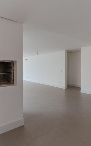 Apartamento à venda com 209m², 3 quartos e 3 vagas Apartamento à venda com 209m², 3 quartos e 3 vagasCozinha