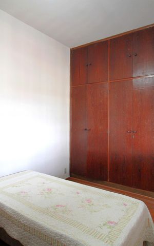 Casa à venda com 431m², 4 quartos e 1 vagaSuite