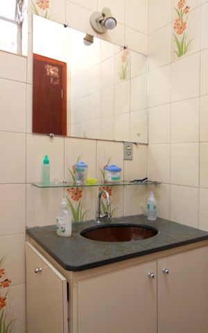 Casa à venda com 431m², 4 quartos e 1 vagaBanheiro