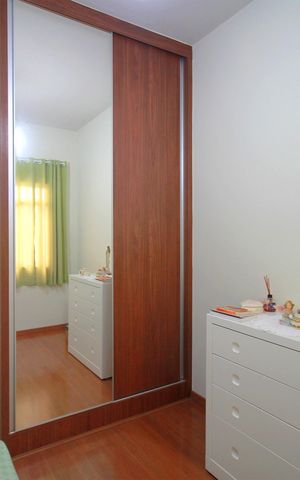 Casa à venda com 431m², 4 quartos e 1 vagaQuarto 1