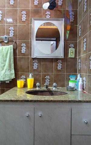 Casa à venda com 431m², 4 quartos e 1 vagaBanheiro da Suíte
