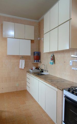 Casa à venda com 431m², 4 quartos e 1 vagaCozinha