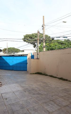 Casa para alugar com 191m², 3 quartos e 14 vagasGaragem