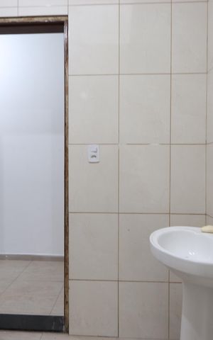 Casa para alugar com 191m², 3 quartos e 14 vagasBanheiro Social