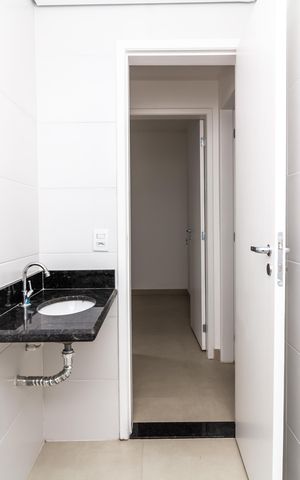 Apartamento à venda com 40m², 2 quartos e sem vaga Apartamento à venda com 40m², 2 quartos e sem vagaBanheiro