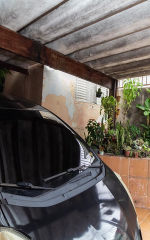 Casa à venda com 170m², 3 quartos e 2 vagas Casa à venda com 170m², 3 quartos e 2 vagasGaragem