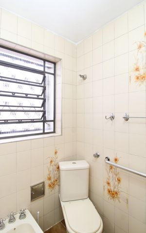 Casa para alugar com 500m², 2 quartos e 3 vagasBanheiro
