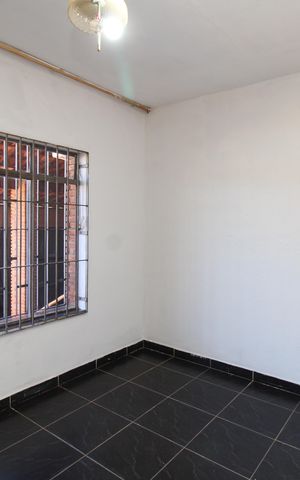 Casa para alugar com 500m², 2 quartos e 3 vagasQuarto 1