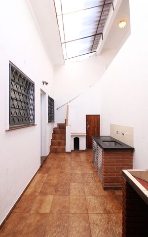 Casa para alugar com 500m², 2 quartos e 3 vagasÁrea de Serviço