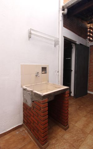 Casa para alugar com 500m², 2 quartos e 3 vagasÁrea de Serviço