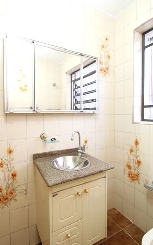 Casa para alugar com 500m², 2 quartos e 3 vagasBanheiro