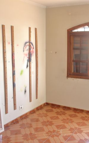 Casa à venda com 185m², 5 quartos e 3 vagasQuarto Suíte