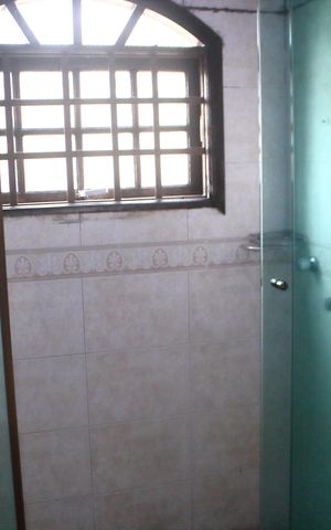 Casa à venda com 185m², 5 quartos e 3 vagasBanheiro da Suíte