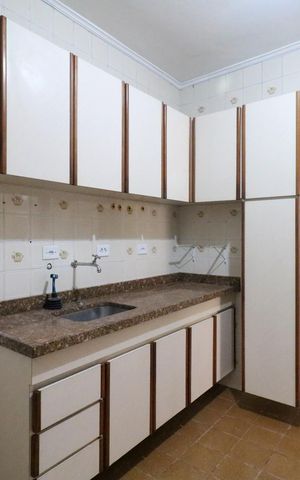 Apartamento à venda com 56m², 2 quartos e 1 vaga Apartamento à venda com 56m², 2 quartos e 1 vagaCozinha