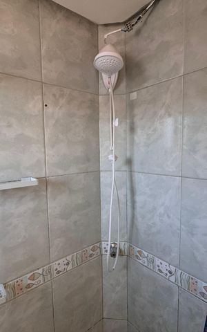 Apartamento à venda com 43m², 2 quartos e 1 vaga Apartamento à venda com 43m², 2 quartos e 1 vagaBanheiro