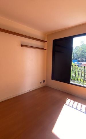 Apartamento para alugar com 340m², 4 quartos e 5 vagas Apartamento para alugar com 340m², 4 quartos e 5 vagasQuarto 4