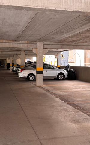 Apartamento à venda com 57m², 2 quartos e 1 vaga Apartamento à venda com 57m², 2 quartos e 1 vagaGaragem