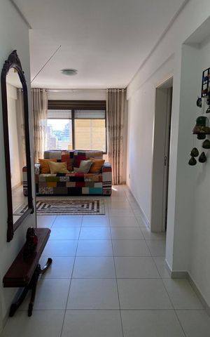 Apartamento à venda com 57m², 1 quarto e sem vaga Apartamento à venda com 57m², 1 quarto e sem vagaEntrada