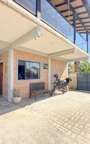 Apartamento para alugar com 60m², 2 quartos e 1 vagaFachada e portaria
